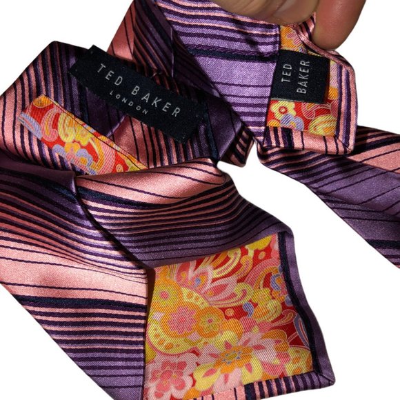 Ted Baker London  pink purple black diagonal striped 100% silk mens tie - Picture 2 of 3